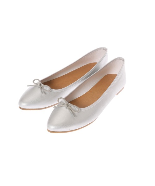 fifth(フィフス)の「【スタイリストプロデュース】ポインテッドフラットパンプス(バレエシューズ・レディース・ブラック/シルバー/ホワイト/ゴールド/レッド/ブルー系その他/アニマル/レッド系その他・23.0cm/24.0cm/23.5cm/24.5cm/25.0cm/22.5cm)」の6枚目の写真