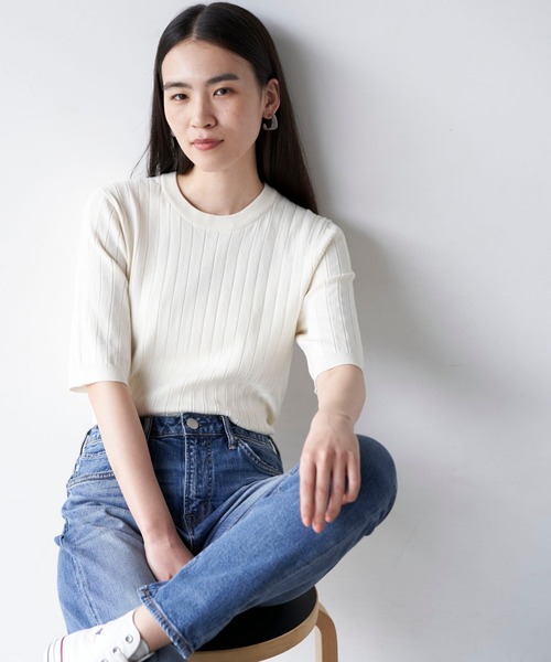 AMERICAN HOLIC(アメリカンホリック)の「クルーネックリブニットプルオーバー*(ニット/セーター・レディース・ブラック/ピンク/ベージュ/グリーン/ネイビー/アイボリー・M/L)」の2枚目の写真