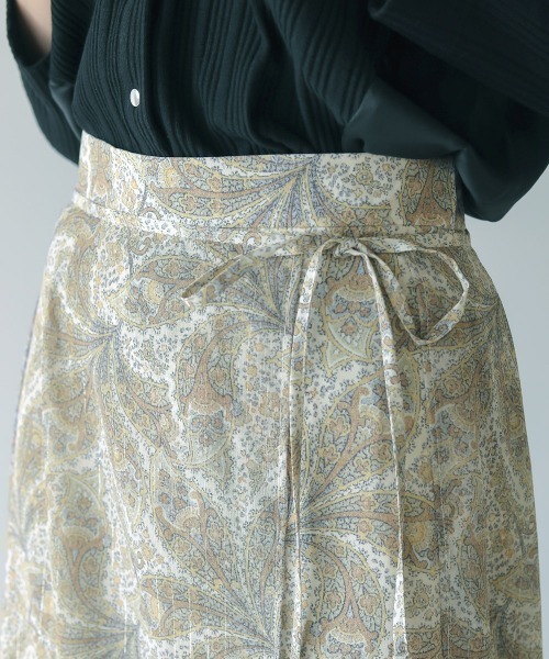 Bou Jeloud（ブージュルード）の「スカートレイヤーパンツ（その他パンツ・レディース・オフホワイト/ブラック・38）」の5枚目の写真