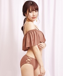 LEAD（リード）の「オフショル×レースアップビキニ3点セット（水着）」