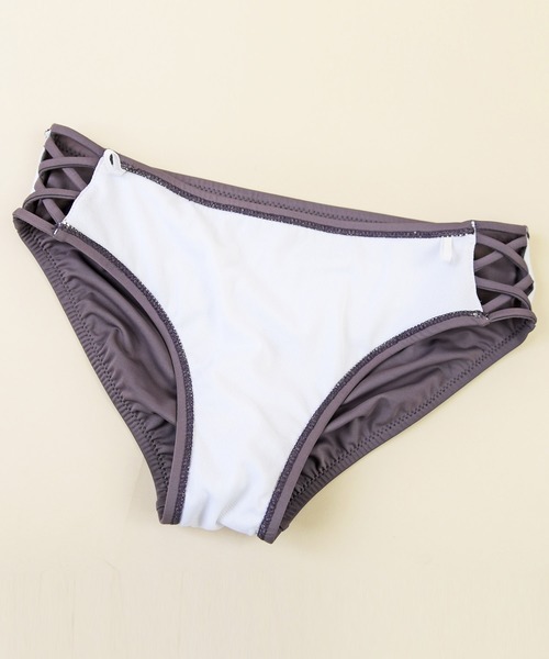 LEAD(リード)の「オフショル×レースアップビキニ3点セット(水着・レディース・ブラック/モカ/パープル系その他・M)」の20枚目の写真