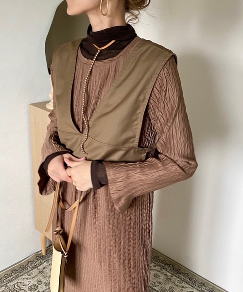 CFT.(シフト)の「CFT. Herringbone cuff slit OP(ワンピース・レディース・ラベンダー/ミント/ホワイト/モカ・FREE)」の6枚目の写真