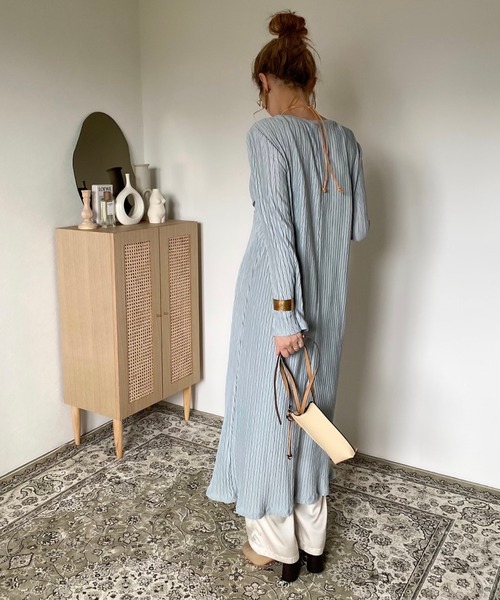 CFT.(シフト)の「CFT. Herringbone cuff slit OP(ワンピース・レディース・ラベンダー/ミント/ホワイト/モカ・FREE)」の16枚目の写真