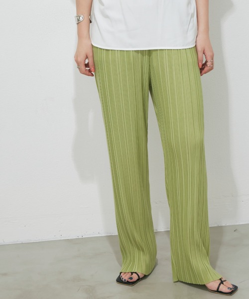 Aunt Marie's(アントマリーズ)の「ランダムプリーツカットパンツ / AUNT MARIE'S(その他パンツ・レディース・ブラウン/モカ/ブラック/グリーン/アイボリー/チャコールグレー/ライトグリーン/ブルー・FREE)」の22枚目の写真