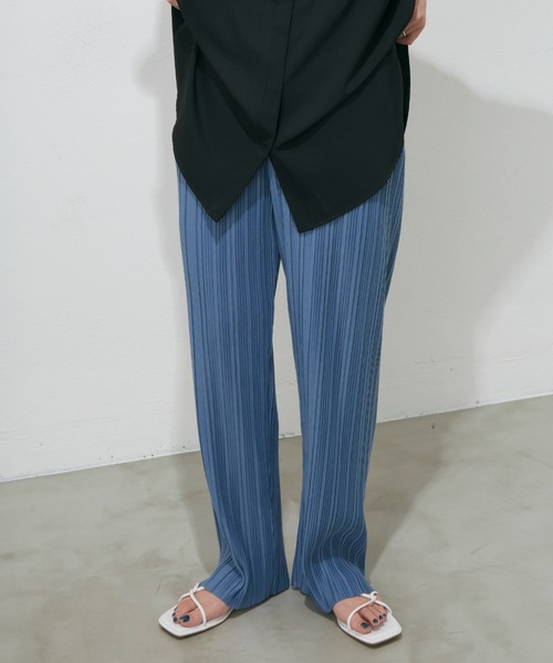 Aunt Marie's(アントマリーズ)の「ランダムプリーツカットパンツ / AUNT MARIE'S(その他パンツ・レディース・ブラウン/モカ/ブラック/グリーン/アイボリー/チャコールグレー/ライトグリーン/ブルー・FREE)」の18枚目の写真