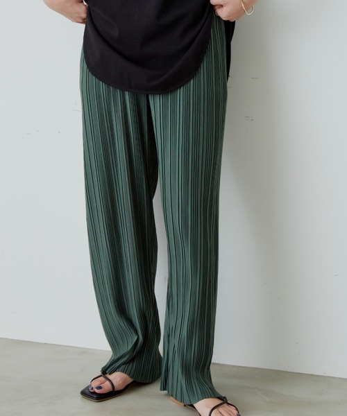 Aunt Marie's(アントマリーズ)の「ランダムプリーツカットパンツ / AUNT MARIE'S(その他パンツ・レディース・ブラウン/モカ/ブラック/グリーン/アイボリー/チャコールグレー/ライトグリーン/ブルー・FREE)」の11枚目の写真