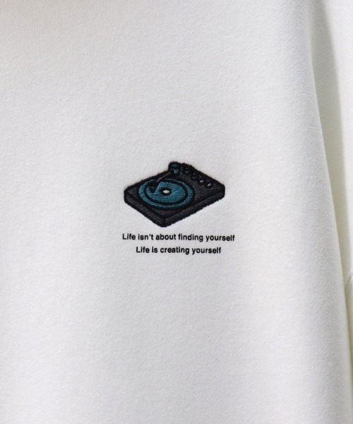 ILL'S(イルズ)の「ILL'S / イルズ ボーイ / ガール イラストビッグパーカー(パーカー・メンズ・ホワイト/ブラック/ベージュ/ブラウン/サックスブルー/ホワイト系その他・M/L)」の19枚目の写真
