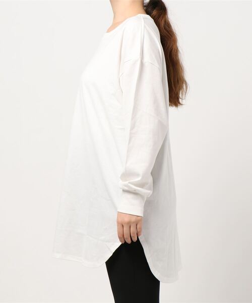 DouDou(ドゥドゥ)の「【AW】BIG T(無地ロンT)(Tシャツ/カットソー・レディース・ライトベージュ/オフホワイト/チャコールグレー・FREE)」の5枚目の写真