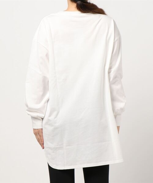 DouDou(ドゥドゥ)の「【AW】BIG T(無地ロンT)(Tシャツ/カットソー・レディース・ライトベージュ/オフホワイト/チャコールグレー・FREE)」の4枚目の写真