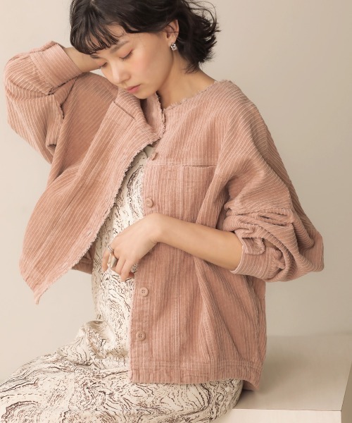 Bab(バブ)の「コーデュロイノ―カラージャケット(ノーカラーコート・レディース・チャコールグレー/ピンク/アイボリー/ベージュ・38)」の4枚目の写真