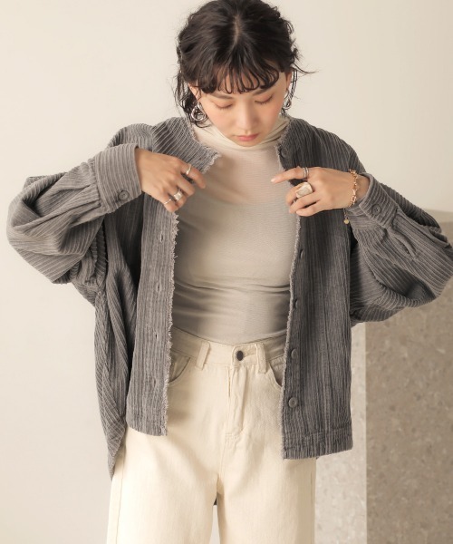 Bab(バブ)の「コーデュロイノ―カラージャケット(ノーカラーコート・レディース・チャコールグレー/ピンク/アイボリー/ベージュ・38)」の3枚目の写真