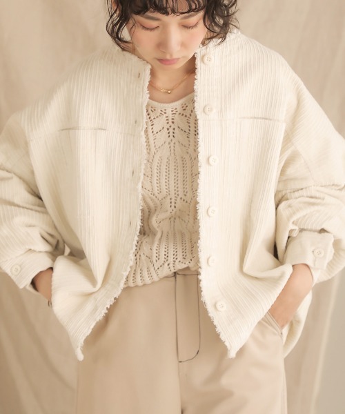 Bab(バブ)の「コーデュロイノ―カラージャケット(ノーカラーコート・レディース・チャコールグレー/ピンク/アイボリー/ベージュ・38)」の6枚目の写真