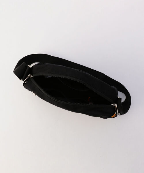 KELTY（ケルティ）の「【KELTY/ケルティ】ROUND TOP BAG S #2592077（ボディバッグ/ウエストポーチ・レディース・ブラック・FREE）」の4枚目の写真