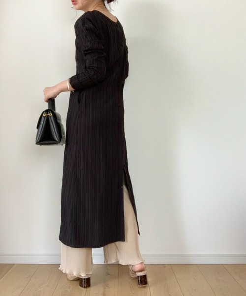 INTER FACTORY（インターファクトリー）の「WEARISTA maiko - ３wayポケット付Iラインワンピース　made in INTER FACTORY（シャツワンピース・レディース・ブラック/グレイッシュベージュ/キャメル・FREE）」の5枚目の写真