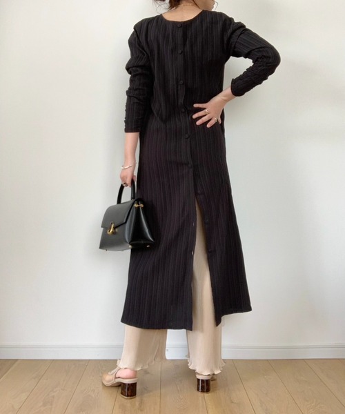 INTER FACTORY（インターファクトリー）の「WEARISTA maiko - ３wayポケット付Iラインワンピース　made in INTER FACTORY（シャツワンピース・レディース・ブラック/グレイッシュベージュ/キャメル・FREE）」の9枚目の写真