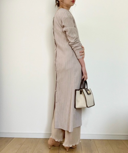 INTER FACTORY（インターファクトリー）の「WEARISTA maiko - ３wayポケット付Iラインワンピース　made in INTER FACTORY（シャツワンピース・レディース・ブラック/グレイッシュベージュ/キャメル・FREE）」の10枚目の写真