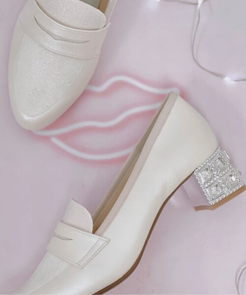 En Punto（エンプント）の「【ラスト１】ビジューミドルヒールローファー（パンプス・レディース・アイボリー/ブラック系1/ブラック系8・22.5cm/23.0cm/23.5cm/24.0cm/24.5cm）」の6枚目の写真