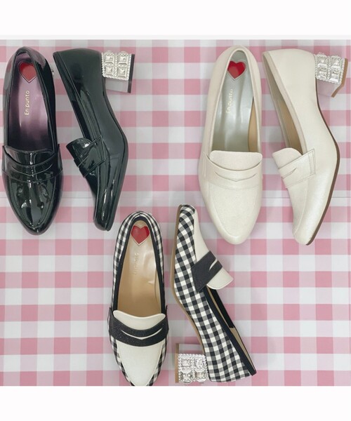 En Punto（エンプント）の「【ラスト１】ビジューミドルヒールローファー（パンプス・レディース・アイボリー/ブラック系1/ブラック系8・22.5cm/23.0cm/23.5cm/24.0cm/24.5cm）」の9枚目の写真