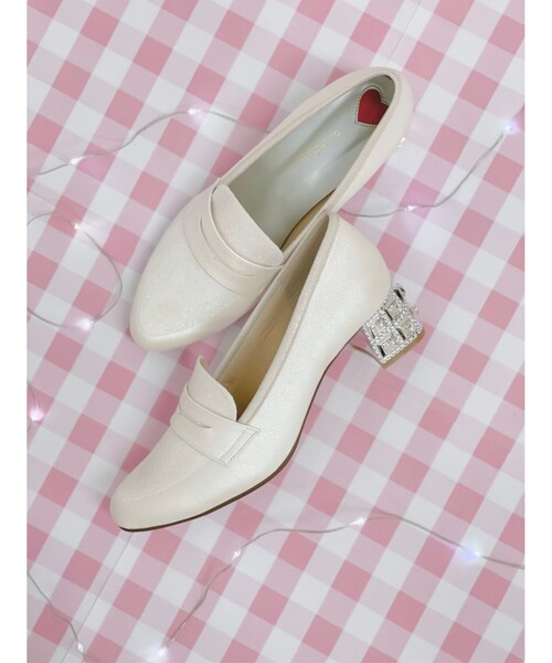 En Punto（エンプント）の「【ラスト１】ビジューミドルヒールローファー（パンプス・レディース・アイボリー/ブラック系1/ブラック系8・22.5cm/23.0cm/23.5cm/24.0cm/24.5cm）」の18枚目の写真