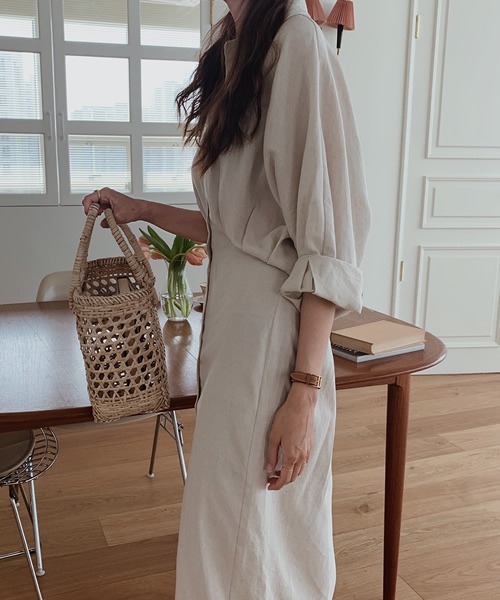 KOR（ケーオーアール）の「ルーズシルエットロングシャツ（シャツ/ブラウス・レディース・ブラック/ブルーグレー/アイボリー・FREE）」の4枚目の写真