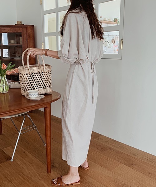 KOR（ケーオーアール）の「ルーズシルエットロングシャツ（シャツ/ブラウス・レディース・ブラック/ブルーグレー/アイボリー・FREE）」の6枚目の写真