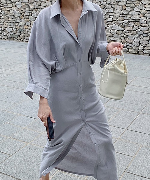 KOR（ケーオーアール）の「ルーズシルエットロングシャツ（シャツ/ブラウス・レディース・ブラック/ブルーグレー/アイボリー・FREE）」の19枚目の写真