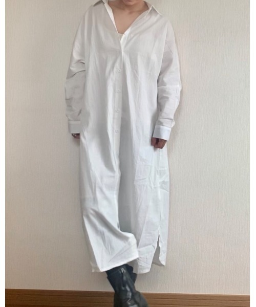 Ritzy(リッツィー)の「大人シルエット ゆったりシルエットミモレ丈シャツワンピース(シャツワンピース・レディース・ホワイト/ブラック/ベージュ・FREE)」の6枚目の写真