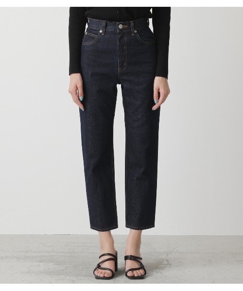 AZUL by moussy（アズールバイマウジー）の「COLOR DENIM TAPERED /カラーデニムテーパード（デニムパンツ・レディース・オフホワイト/ワンウォッシュ・LARGE/SMALL/MEDIUM/X-SMALL）」の6枚目の写真