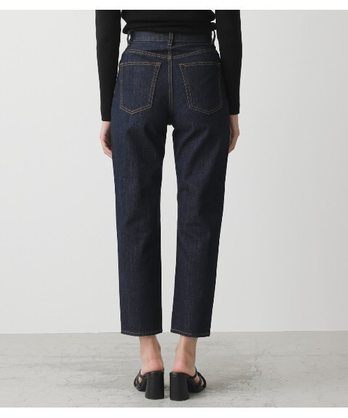 AZUL by moussy（アズールバイマウジー）の「COLOR DENIM TAPERED /カラーデニムテーパード（デニムパンツ・レディース・オフホワイト/ワンウォッシュ・LARGE/SMALL/MEDIUM/X-SMALL）」の8枚目の写真