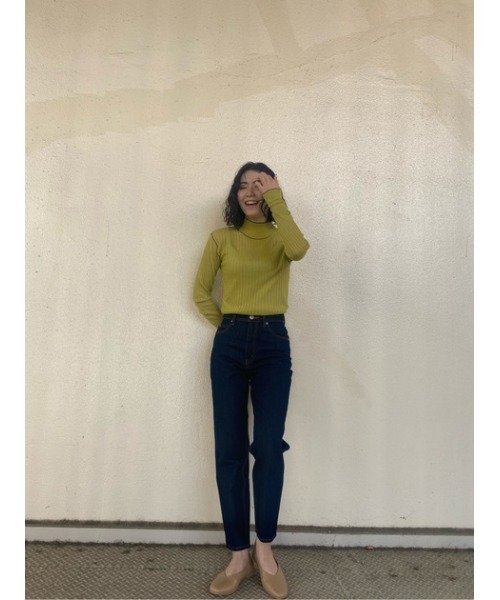 AZUL by moussy（アズールバイマウジー）の「COLOR DENIM TAPERED /カラーデニムテーパード（デニムパンツ・レディース・オフホワイト/ワンウォッシュ・LARGE/SMALL/MEDIUM/X-SMALL）」の15枚目の写真