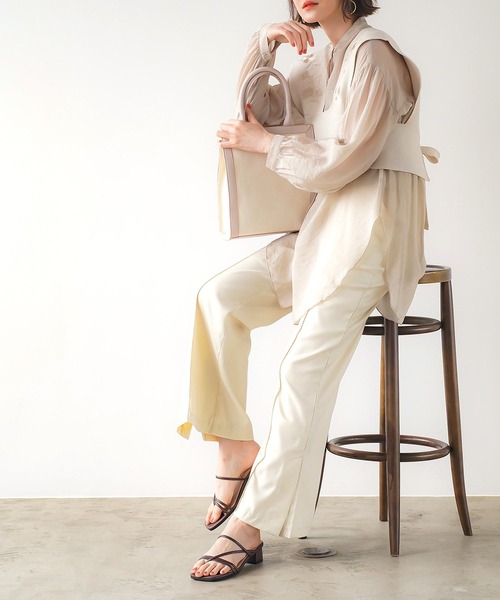 AmiAmi（アミアミ）の「華奢ストラップスクエアトゥトングサンダル（サンダル・レディース・ブラック/パイソン/ブラウン/グレイッシュベージュ/アイボリー/ピンク・L/LL/M/S）」の8枚目の写真