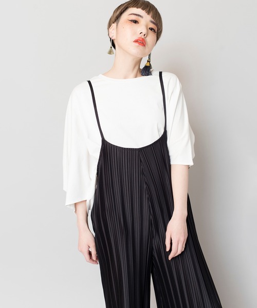 OSMOSIS（オズモーシス）の「プリーツサロペット（サロペット/オーバーオール・レディース・ライトベージュ/グレー/ブラック・ONE SIZE）」の8枚目の写真