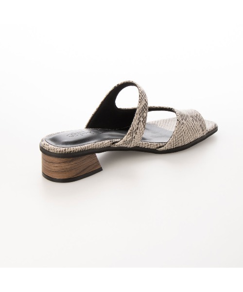 Realta（レアルタ）の「Realta(レアルタ) ヒールアップデザインカットトング サンダル（サンダル・レディース・ブラック/ホワイト/パイソン・M/S/L/LL）」の21枚目の写真