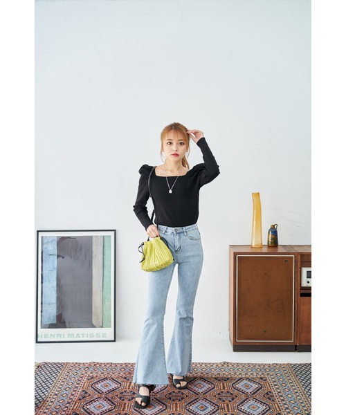 Realta（レアルタ）の「Realta(レアルタ) ヒールアップデザインカットトング サンダル（サンダル・レディース・ブラック/ホワイト/パイソン・M/S/L/LL）」の11枚目の写真