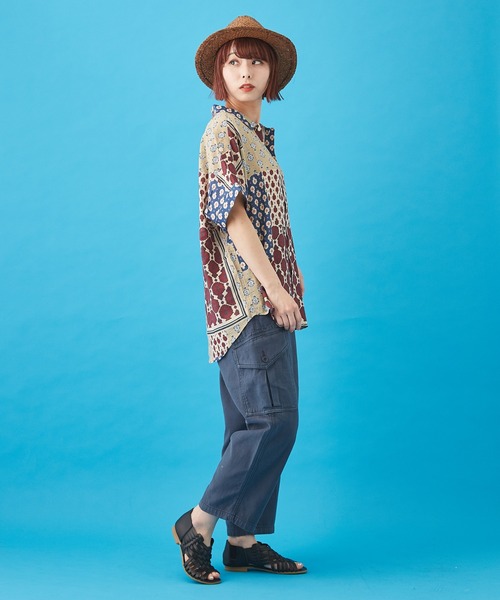 CUBE SUGAR（キューブシュガー）の「ボイル 総柄プリント 半袖 ドルマンスリーブ シャツ（シャツ/ブラウス・レディース・ベージュ/ネイビー/グレー/サックスブルー・M）」の9枚目の写真