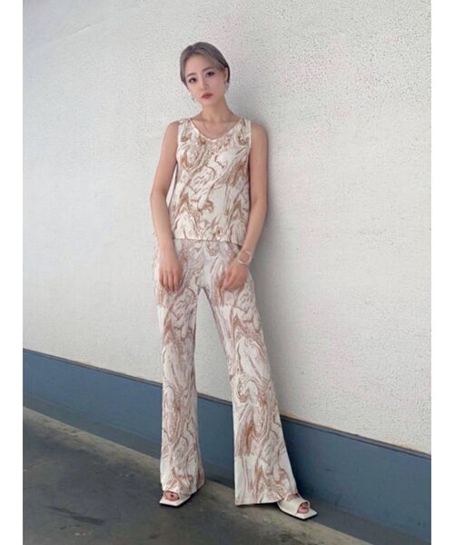 EMODA（エモダ）の「プリーツミニマルタンクトップ（タンクトップ・レディース・ブラック/ブルー/その他/その他1・FREE）」の14枚目の写真