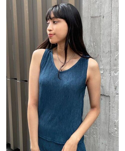 EMODA（エモダ）の「プリーツミニマルタンクトップ（タンクトップ・レディース・ブラック/ブルー/その他/その他1・FREE）」の22枚目の写真