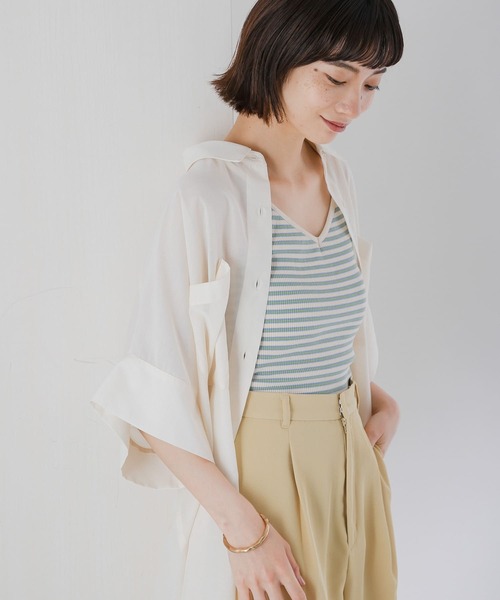 KBF（ケイビーエフ）の「ボーダークロップドキャミソール（キャミソール・レディース・グリーン系その他/ブラウン系その他/レッド系その他・36/38）」の2枚目の写真