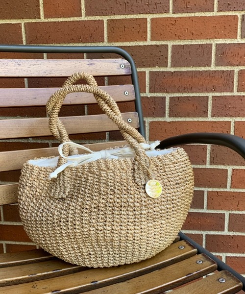 Via Demizon(ビアデミゾン)の「WEB限定 丸形カゴバッグ(かごバッグ・レディース・アイボリー/ブラック・フリー)」の6枚目の写真