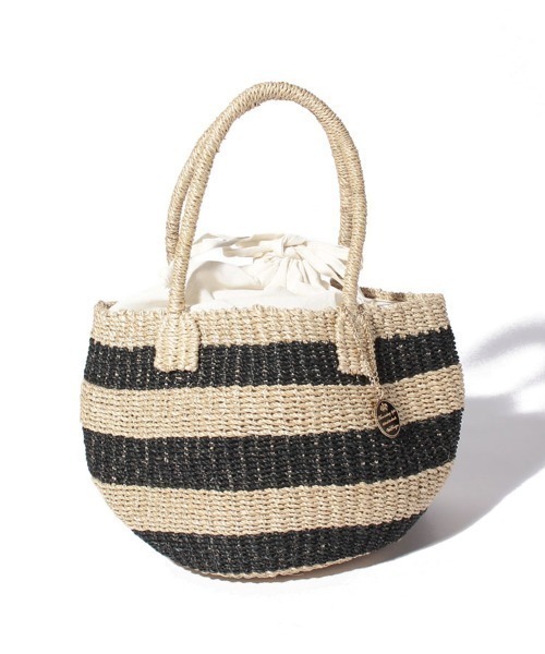 Via Demizon(ビアデミゾン)の「WEB限定 丸形カゴバッグ(かごバッグ・レディース・アイボリー/ブラック・フリー)」の17枚目の写真