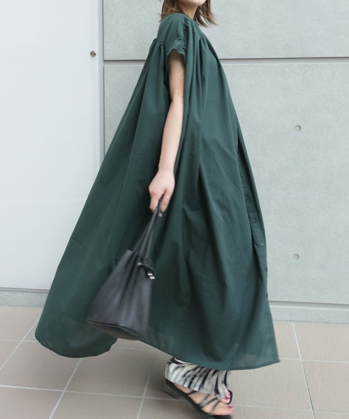 CORNERS（コーナーズ）の「たっぷりギャザーシャツワンピース（シャツワンピース・レディース・ブラック/ブラウン/オフホワイト/オレンジ/グリーン/ブルー/グリーン系その他・M）」の18枚目の写真