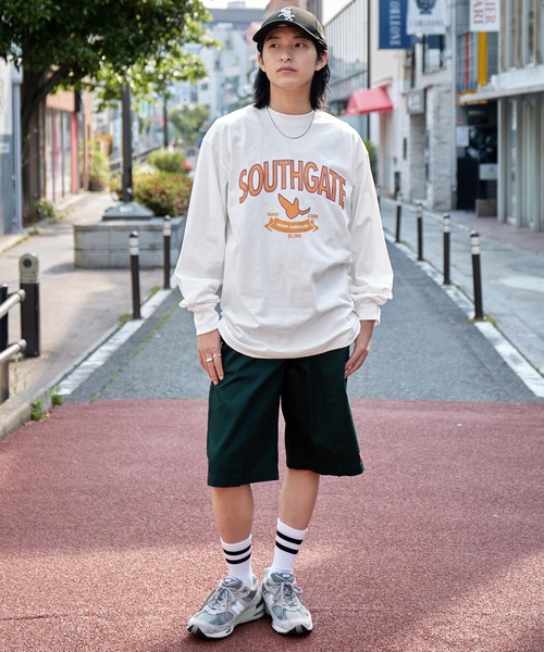 Mark Gonzales(マーク・ゴンザレス)の「Mark Gonzales/マークゴンザレス コラボ MONO-MART別注 ビッグシルエット カレッジロゴ/マルチボーダー刺繍ロゴ ロンT(Tシャツ/カットソー・メンズ・ブラック/ダークグレー/ホワイト/アイボリー/ダークブラウン/ブラック系その他/グリーン/グレイッシュベージュ・M/L)」の20枚目の写真