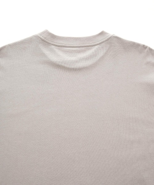 Mark Gonzales(マーク・ゴンザレス)の「Mark Gonzales/マークゴンザレス コラボ MONO-MART別注 ビッグシルエット カレッジロゴ/マルチボーダー刺繍ロゴ ロンT(Tシャツ/カットソー・メンズ・ブラック/ダークグレー/ホワイト/アイボリー/ダークブラウン/ブラック系その他/グリーン/グレイッシュベージュ・M/L)」の15枚目の写真