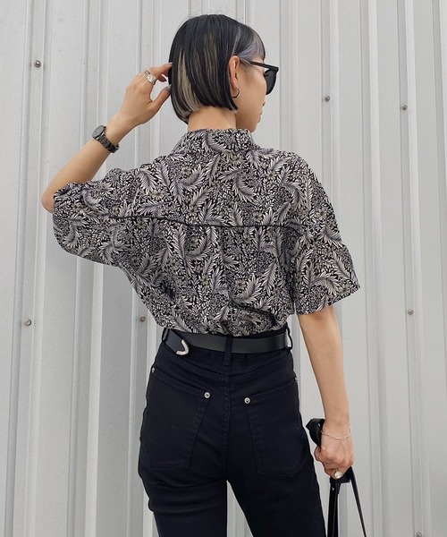 PAGEBOY（ページボーイ）の「ネオボヘミアンショートスリーブシャツ（シャツ/ブラウス・レディース・ブラック系その他/ネイビー系・FREE）」の4枚目の写真