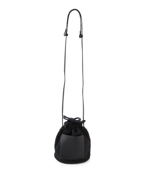 ADAM ET ROPE'（アダムエロペ）の「ナイロン巾着ミニポシェット（ショルダーバッグ・レディース・ブラック/レッド・FREE）」の21枚目の写真