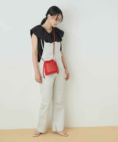 ADAM ET ROPE'（アダムエロペ）の「ナイロン巾着ミニポシェット（ショルダーバッグ・レディース・ブラック/レッド・FREE）」の6枚目の写真