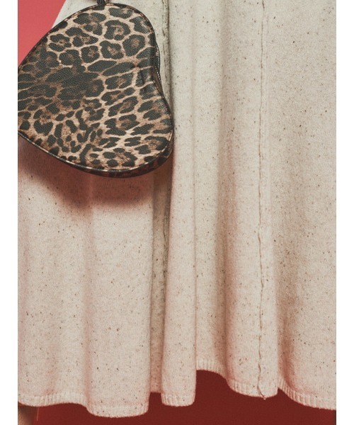 FURFUR(ファーファー)の「ハートハンドバッグ(ハンドバッグ・レディース・シルバー/ブラック/ブラウン/ホワイト/ピンクベージュ・FREE)」の4枚目の写真