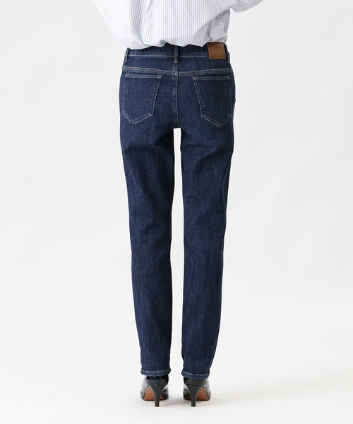 Right-on(ライトオン)の「【Mrs.Jeana】コンフォートストレッチストレートデニムパンツ(デニムパンツ・レディース・ダークインディゴブルー・32/30/27/31/28/29)」の15枚目の写真