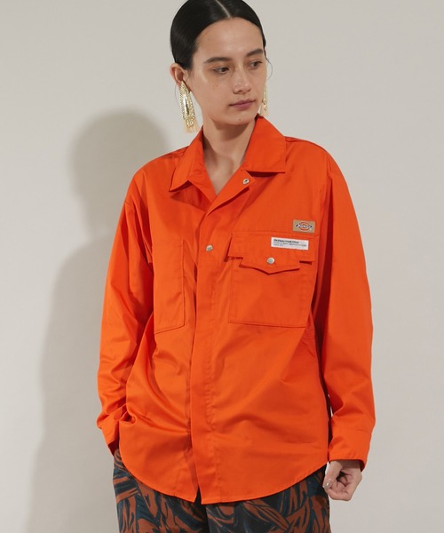 TOGA PULLA（トーガ　プルラ）の「【TOGA PULLA(トーガプルラ)】ジップアップシャツ Dickies SP TC12-FJ504（シャツ/ブラウス・レディース・ブラック/オレンジ/グレー・36）」の3枚目の写真