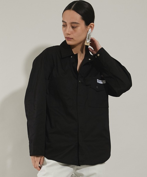 TOGA PULLA（トーガ　プルラ）の「【TOGA PULLA(トーガプルラ)】ジップアップシャツ Dickies SP TC12-FJ504（シャツ/ブラウス・レディース・ブラック/オレンジ/グレー・36）」の2枚目の写真